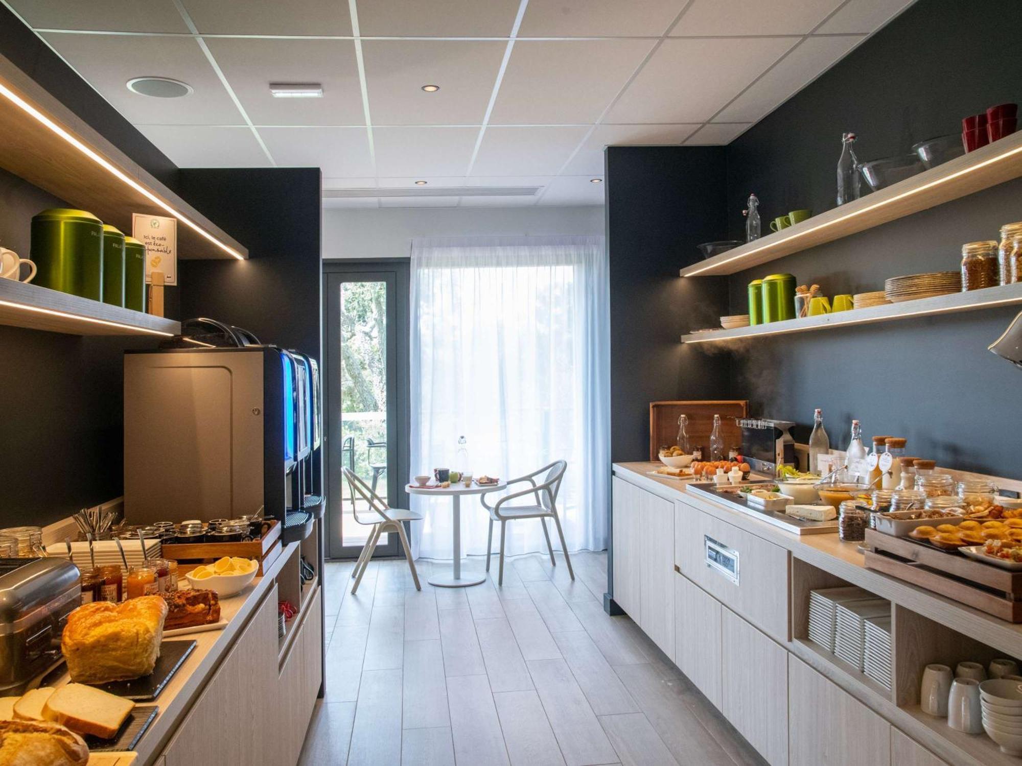מלון Ibis Styles Porto Vecchio מראה חיצוני תמונה